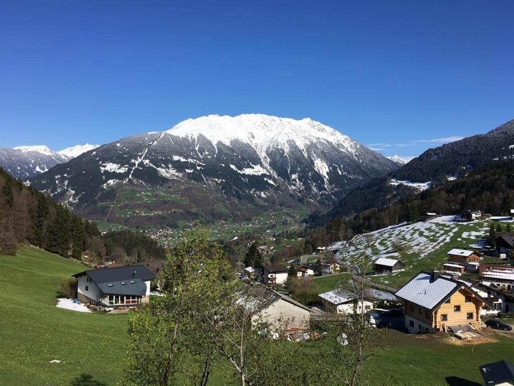Gaestehaus Hoeck Schruns Bagian luar foto