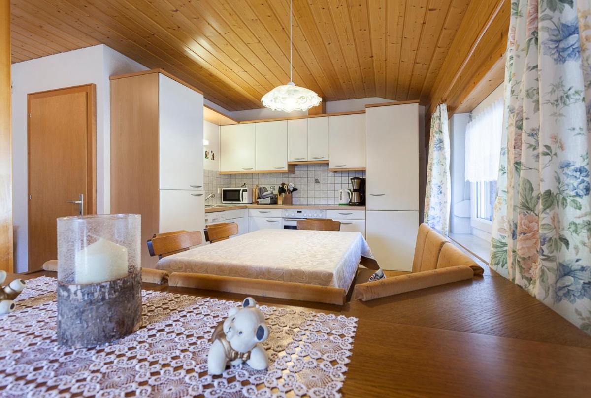 Gaestehaus Hoeck Schruns Bagian luar foto