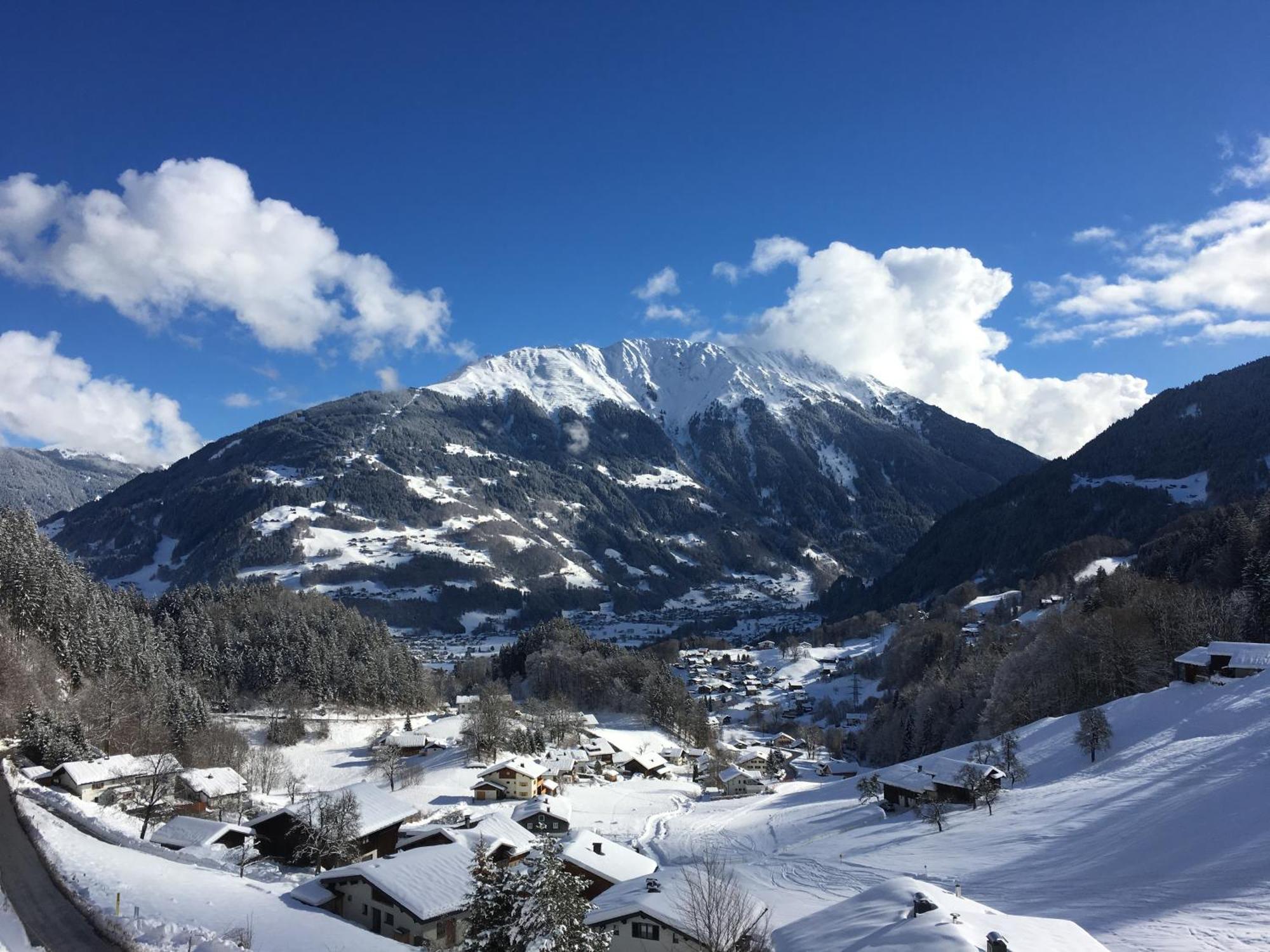 Gaestehaus Hoeck Schruns Bagian luar foto