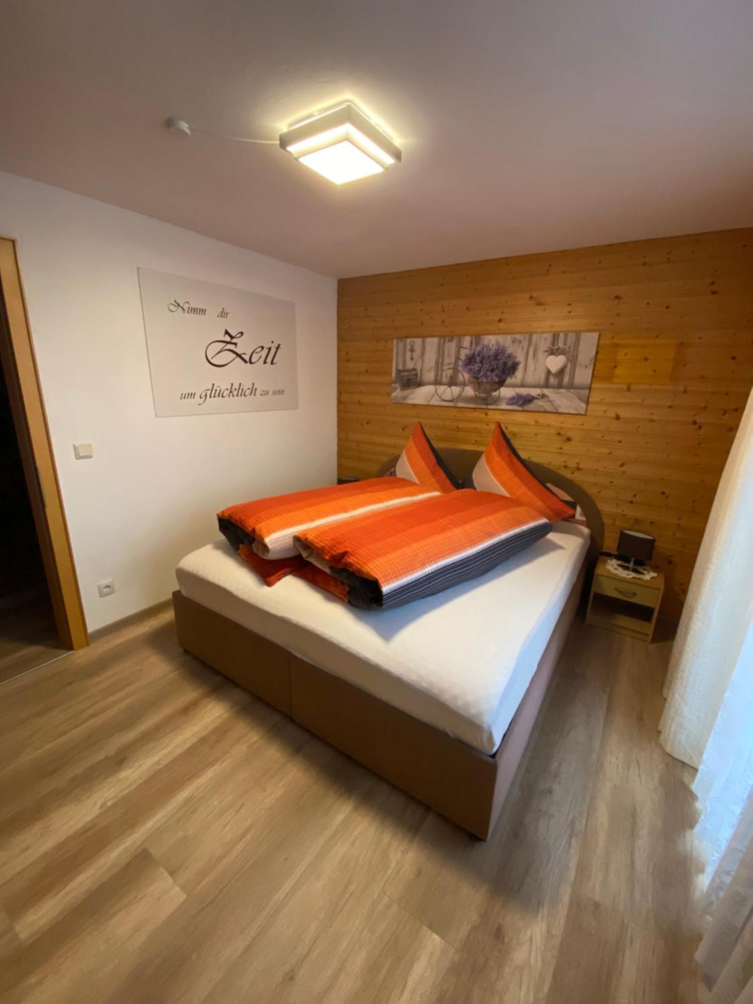 Gaestehaus Hoeck Schruns Bagian luar foto