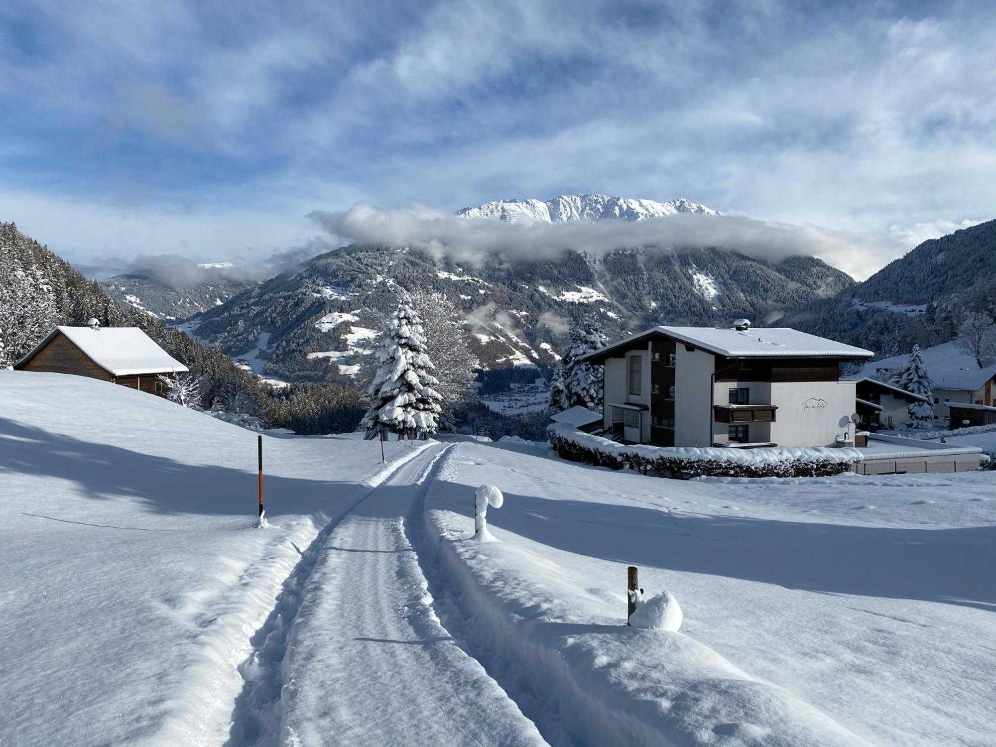 Gaestehaus Hoeck Schruns Bagian luar foto