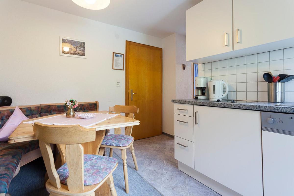 Gaestehaus Hoeck Schruns Bagian luar foto