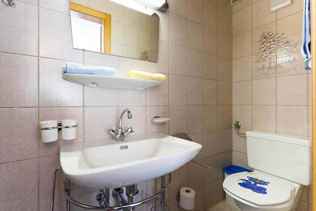Gaestehaus Hoeck Schruns Bagian luar foto